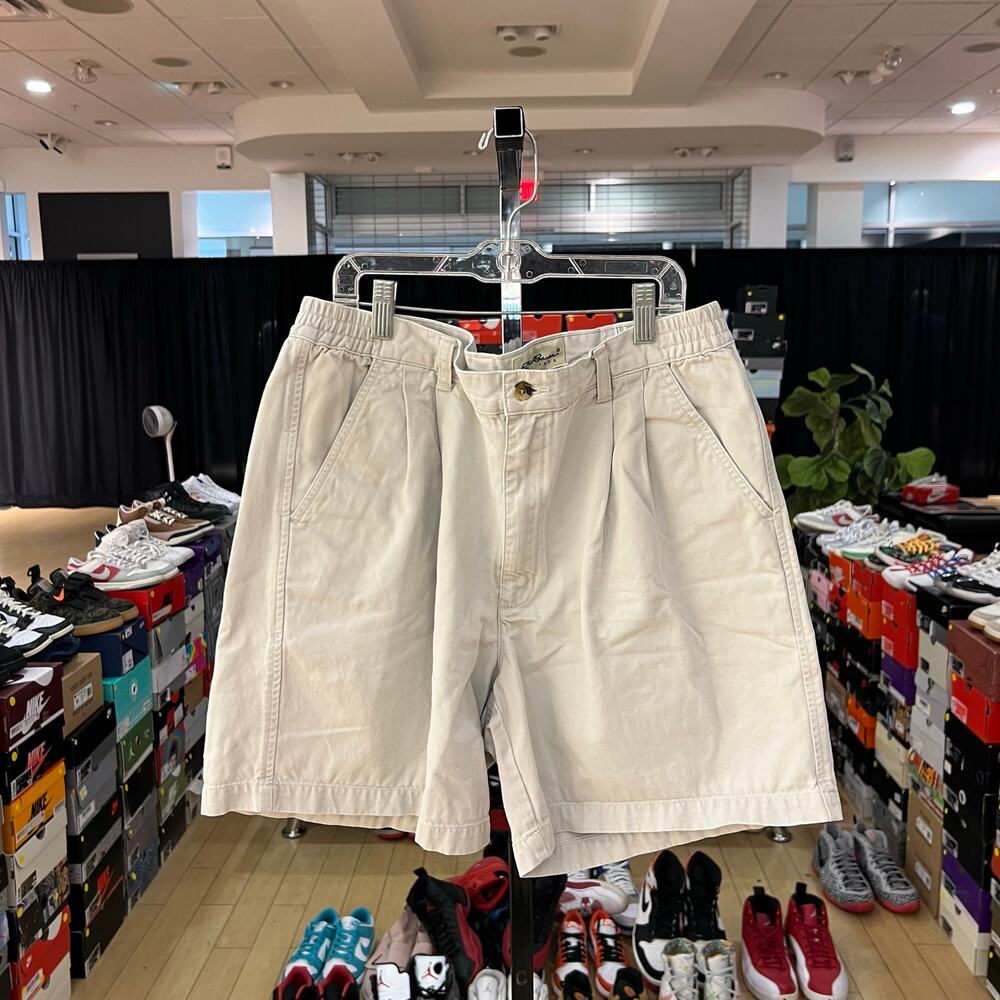 Eddie Bauer Stone Chino Short Sz 35